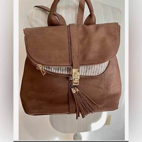 Miztique Diana Flapover Backpack handbag - Picture 1 of 4